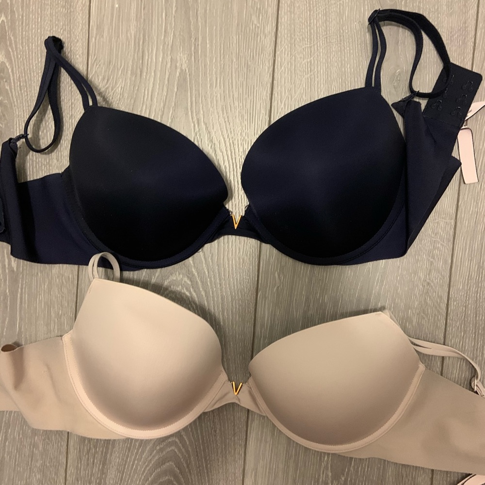 VS bras